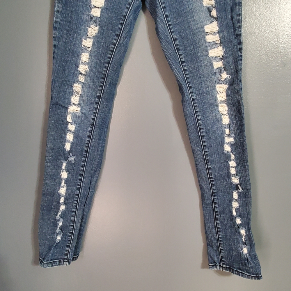 ZD Distressed Skinny Blue Jeans Size 9 - Picture 3 of 8